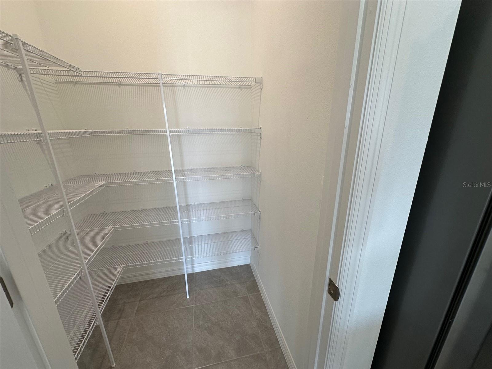 ANGELINE PH 3B-1 - Residential Lease