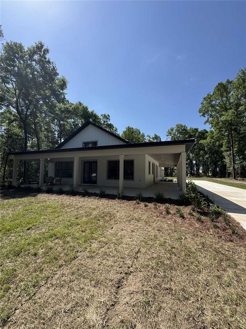 Tiny photo for 18890 SW 60th Street, Dunnellon, FL 34432 (MLS # OM700091)