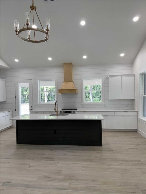 Tiny photo for 18890 SW 60th Street, Dunnellon, FL 34432 (MLS # OM700091)