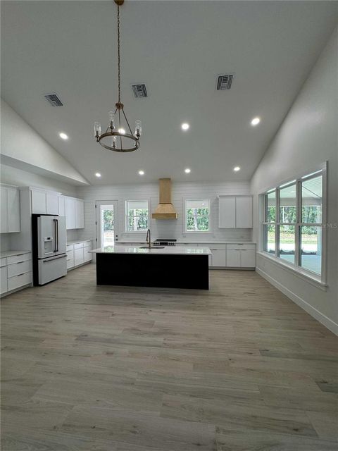 Tiny photo for 18890 SW 60th Street, Dunnellon, FL 34432 (MLS # OM700091)