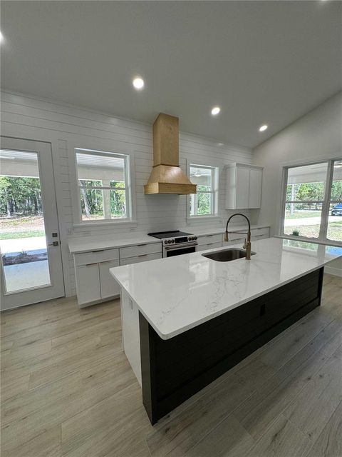 Tiny photo for 18890 SW 60th Street, Dunnellon, FL 34432 (MLS # OM700091)