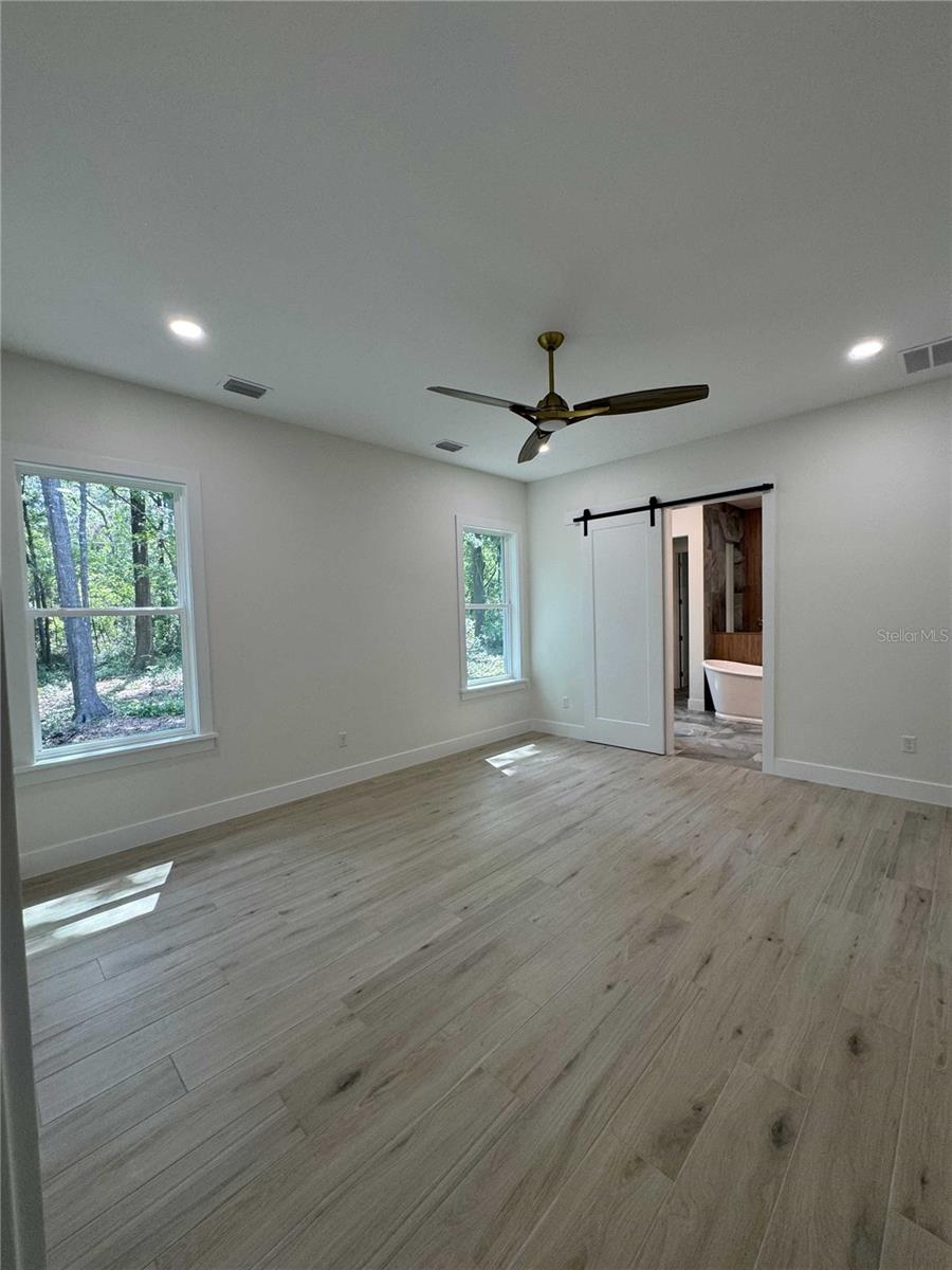 LAKE TROPICANA RANCHETTES - Residential