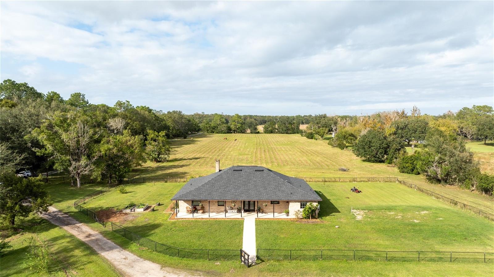 380 E COUNTY ROAD 90