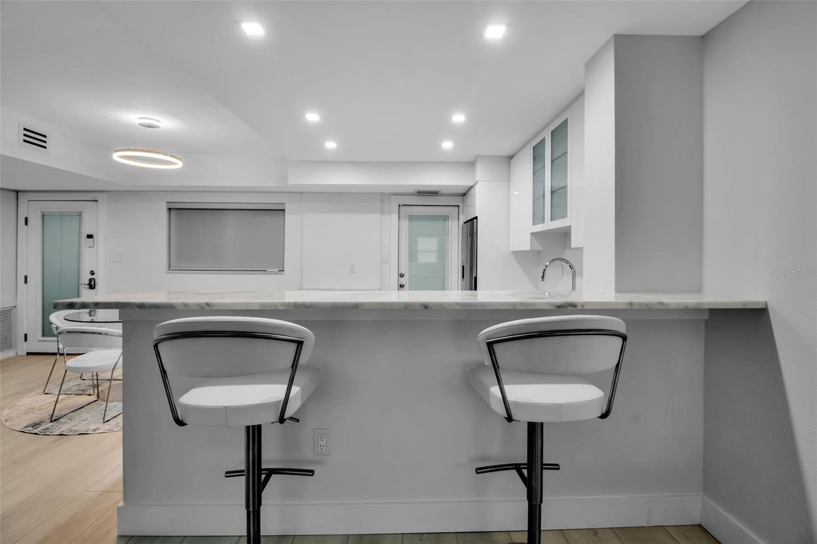 TOWERS - Residential
