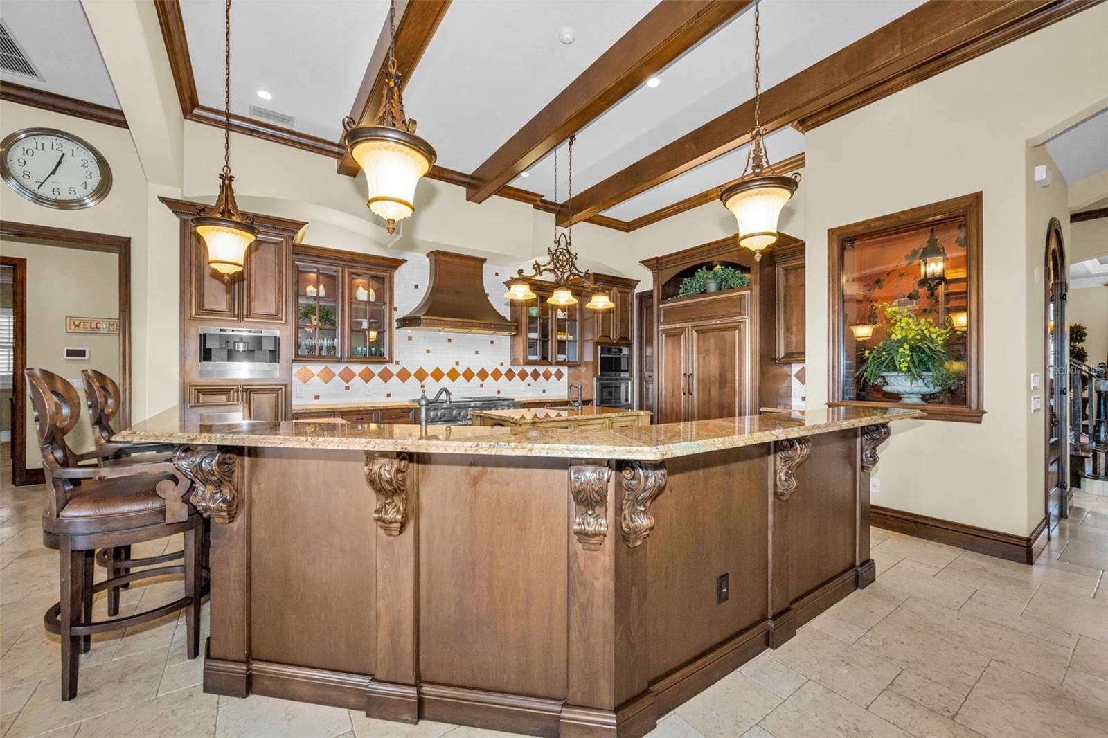 CHAMPIONS CLUB - Residential