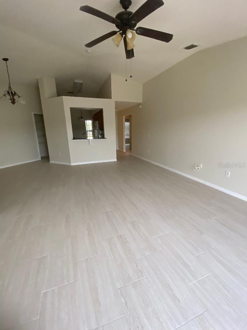 GRAND OAKS PH 02 UNITS 06 & 08 - Residential Lease