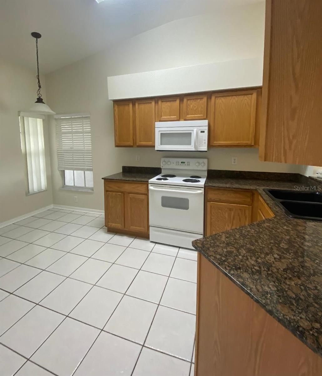 GRAND OAKS PH 02 UNITS 06 & 08 - Residential Lease