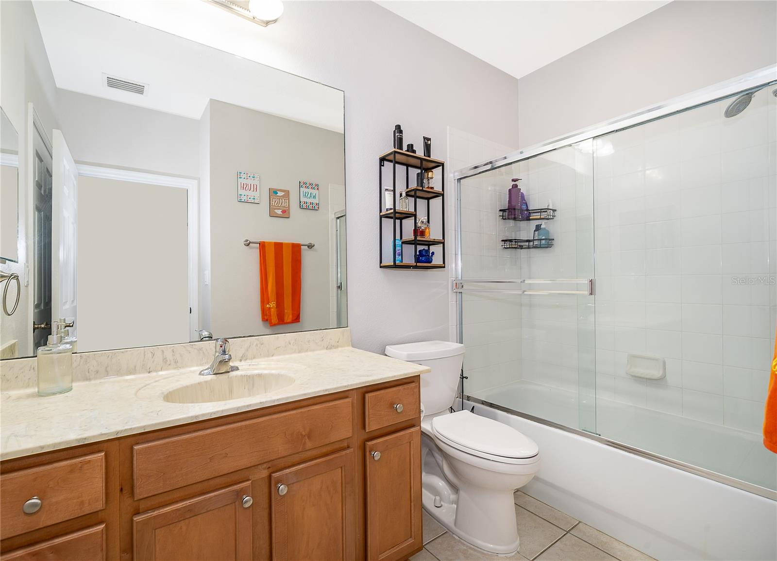 LAKESIDE/LKS/WINDERMERE PH 17 - Residential