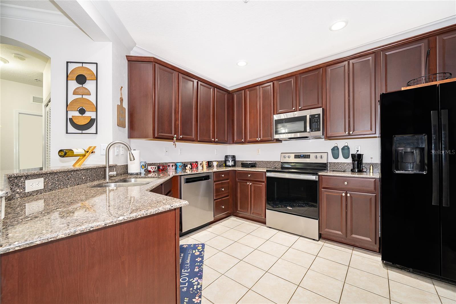 LAKESIDE/LKS/WINDERMERE PH 17 - Residential