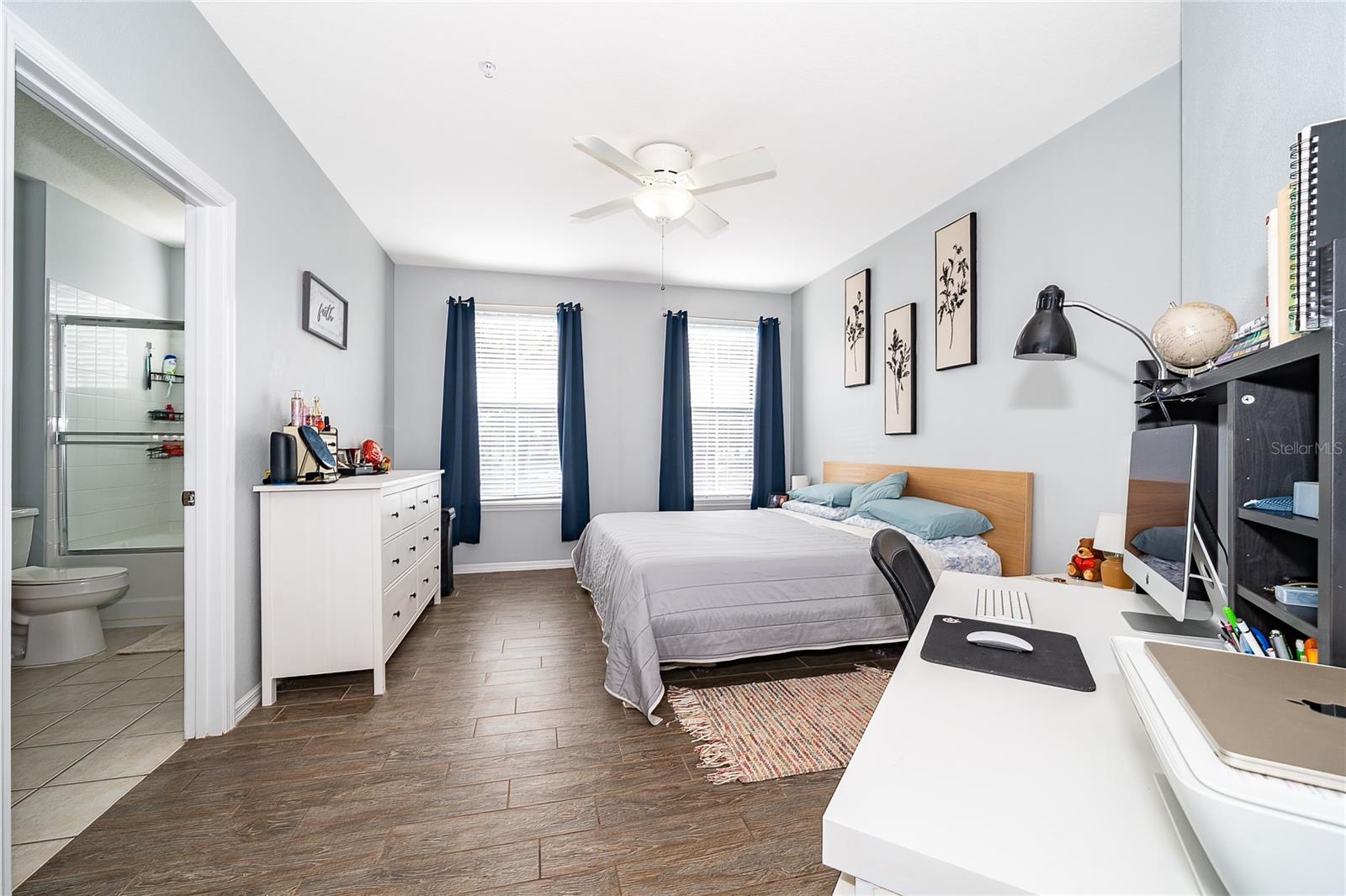 LAKESIDE/LKS/WINDERMERE PH 17 - Residential