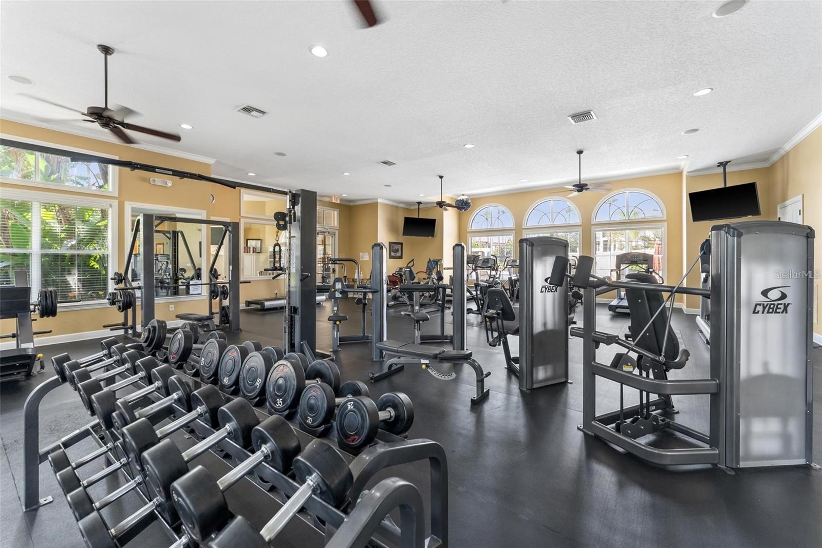 LAKESIDE/LKS/WINDERMERE PH 17 - Residential