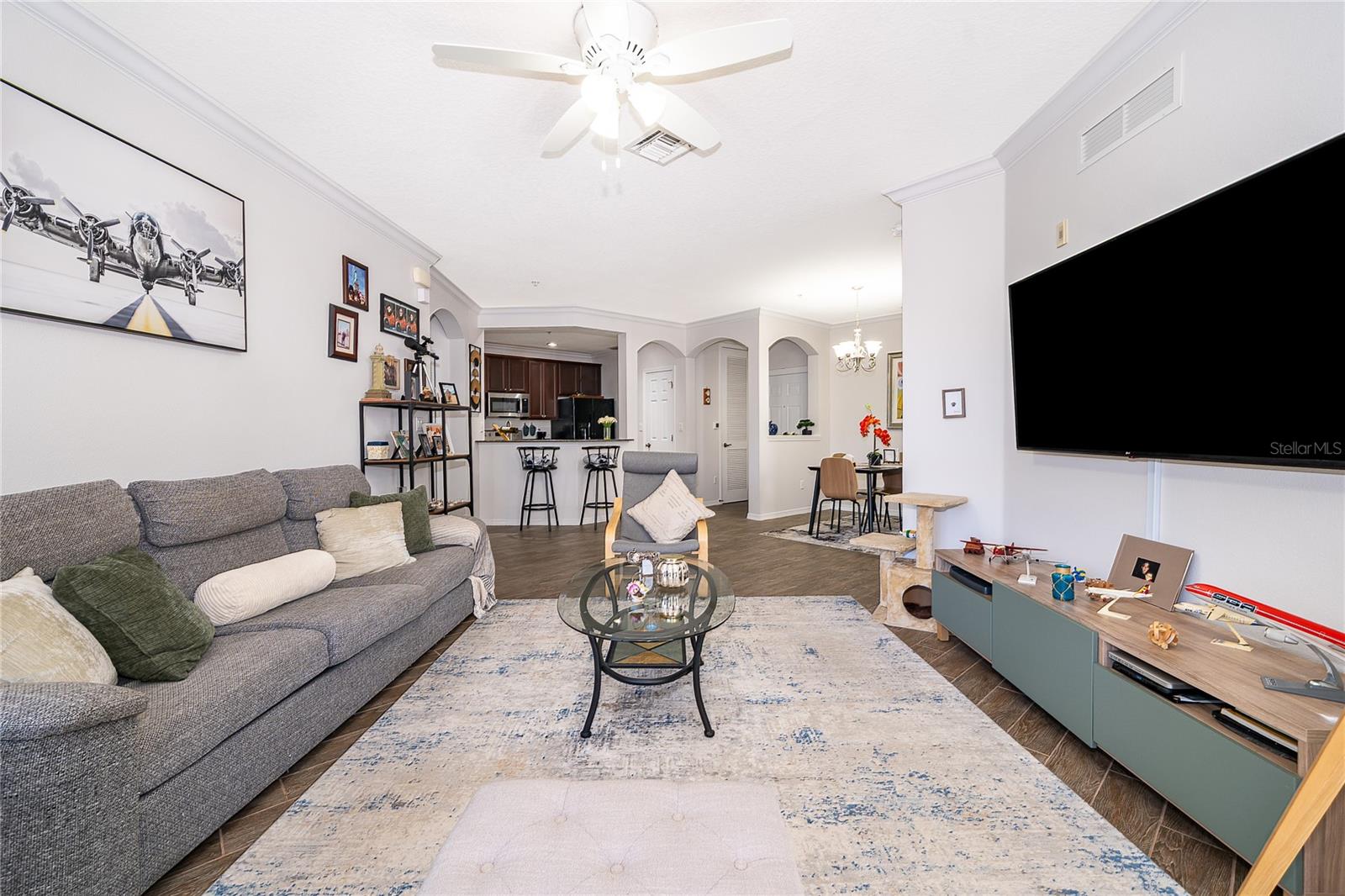 LAKESIDE/LKS/WINDERMERE PH 17 - Residential