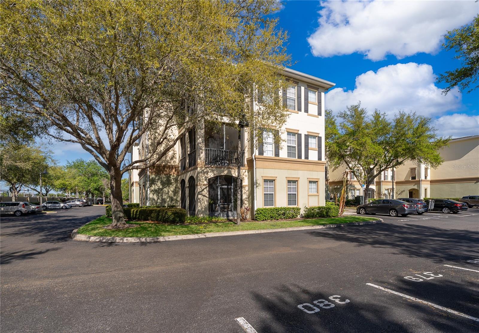 LAKESIDE/LKS/WINDERMERE PH 17 - Residential