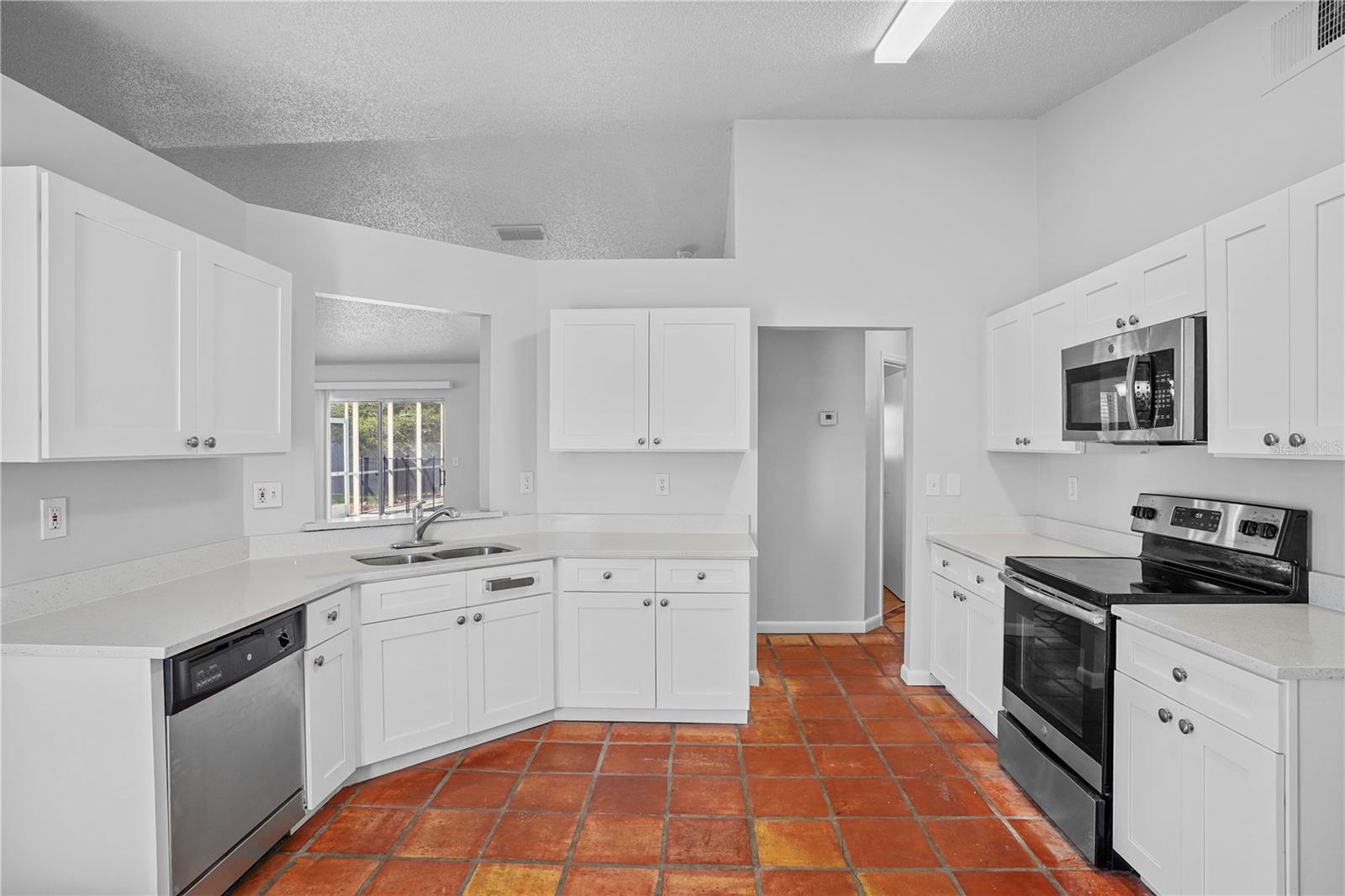 GREATER GROVES PH 01 - Residential