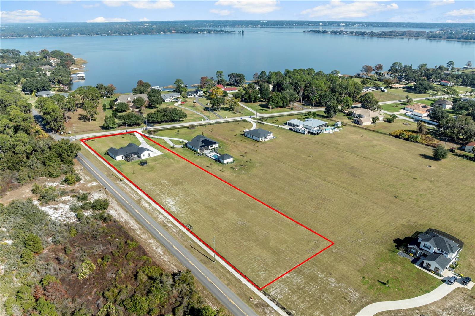 SHIRLEY SHORES - Residential