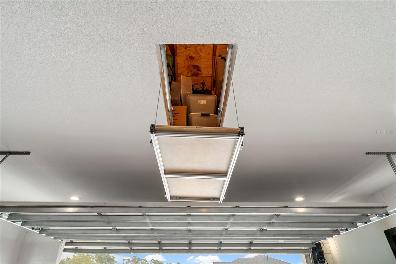 SHIRLEY SHORES - Residential