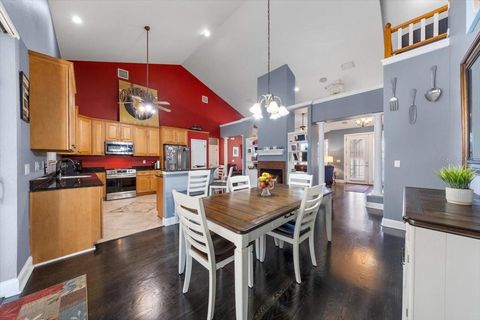 Tiny photo for 15104 County Road 48, Astatula, FL 34705 (MLS # OM718333)