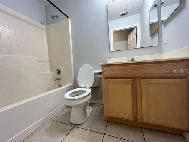 POITRAS ESTATES - Residential Lease