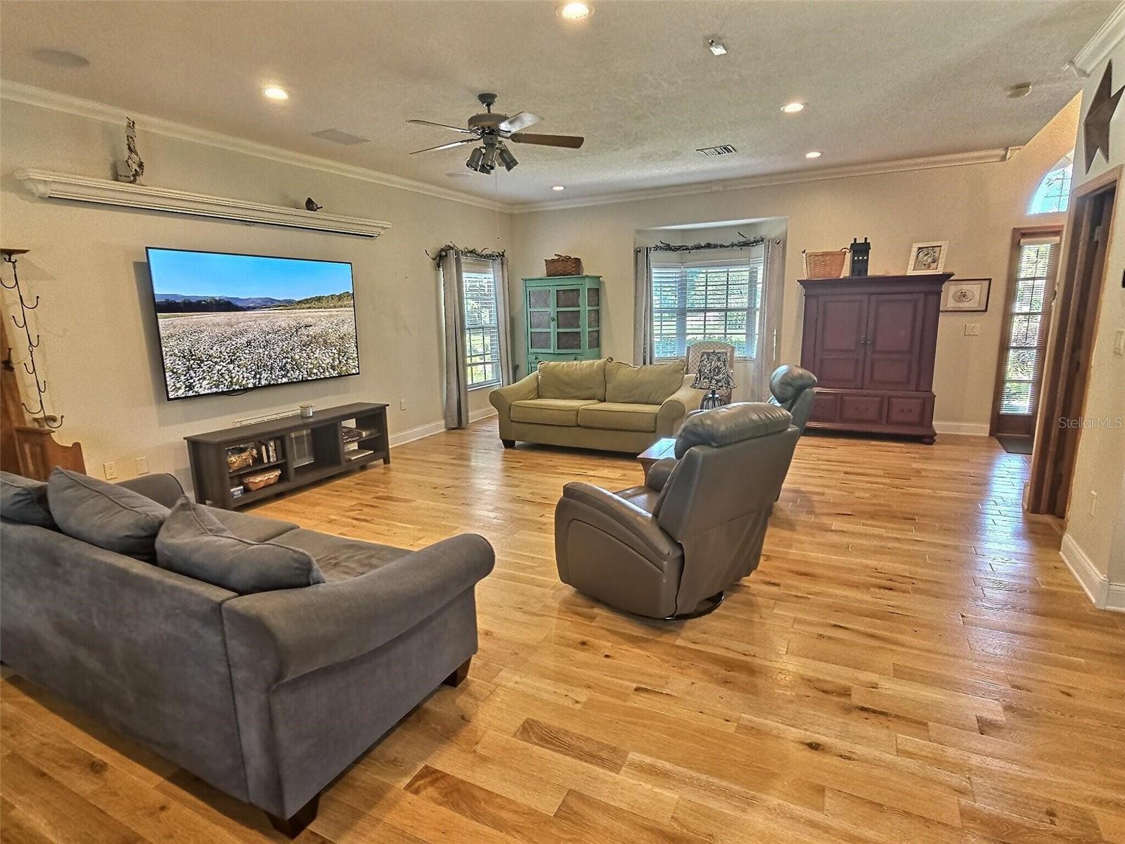 3002 DRAKES LANDING COURT