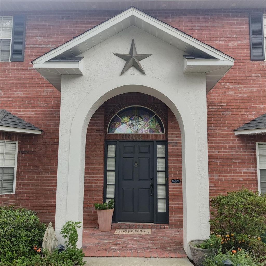 Photo of 3002 Drakes Landing Court, Valrico, FL 33596 (MLS # O6330677)