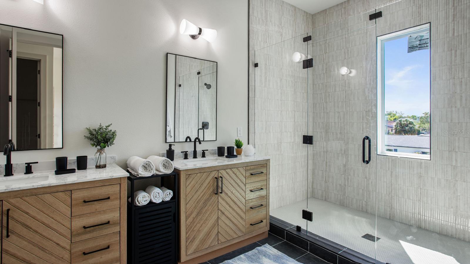 COLLINS PHILIP 2ND ADD - Residential