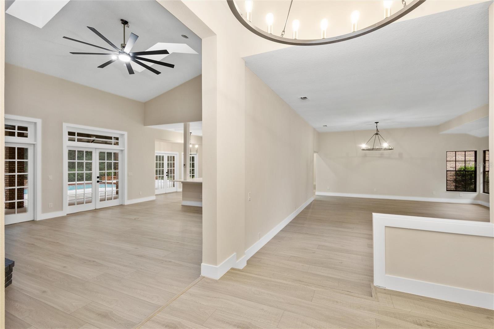 SPRINGS LANDING THE ESTATES AT - Residential