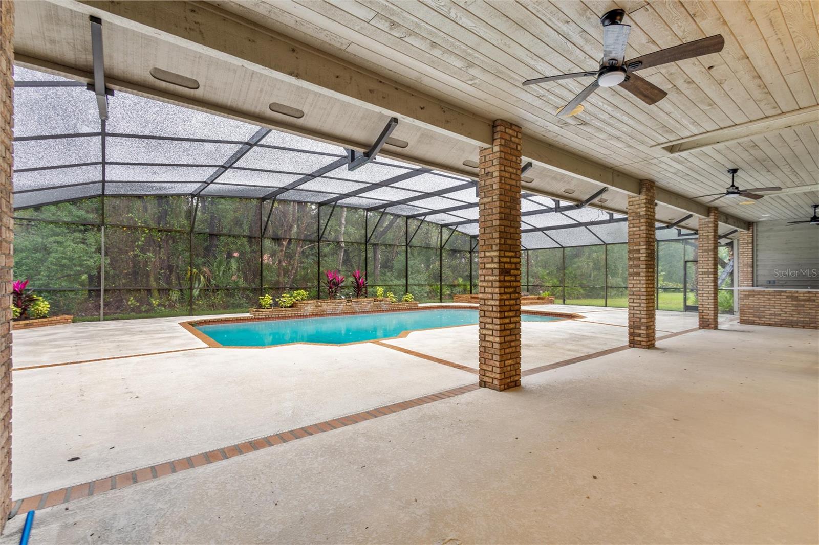 SPRINGS LANDING THE ESTATES AT - Residential