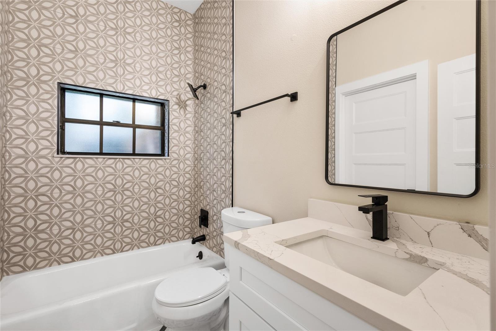 SPRINGS LANDING THE ESTATES AT - Residential