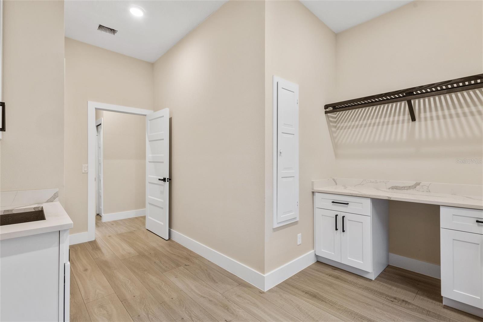 SPRINGS LANDING THE ESTATES AT - Residential