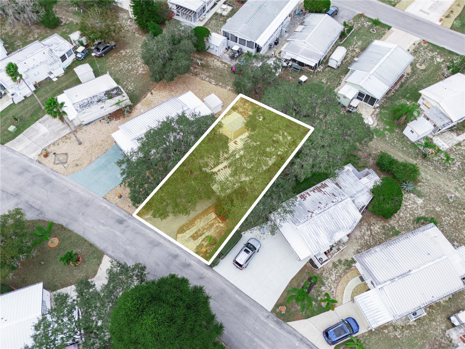 SADDLEBAG LAKE - Residential