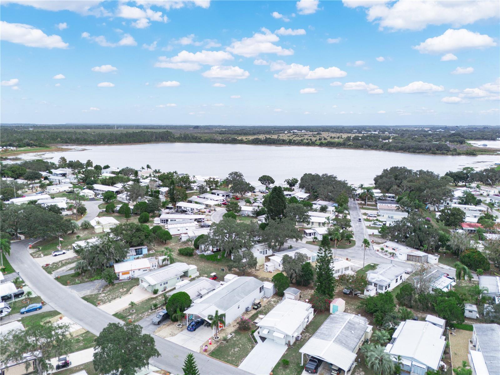 SADDLEBAG LAKE - Residential