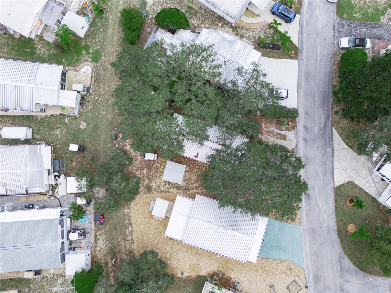 SADDLEBAG LAKE - Residential