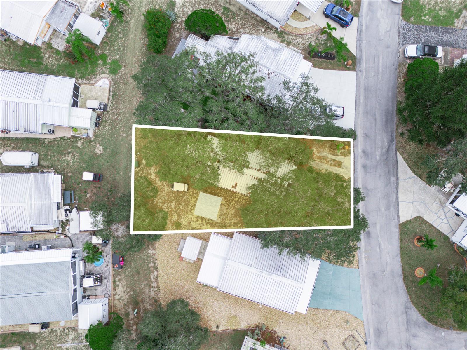 SADDLEBAG LAKE - Residential