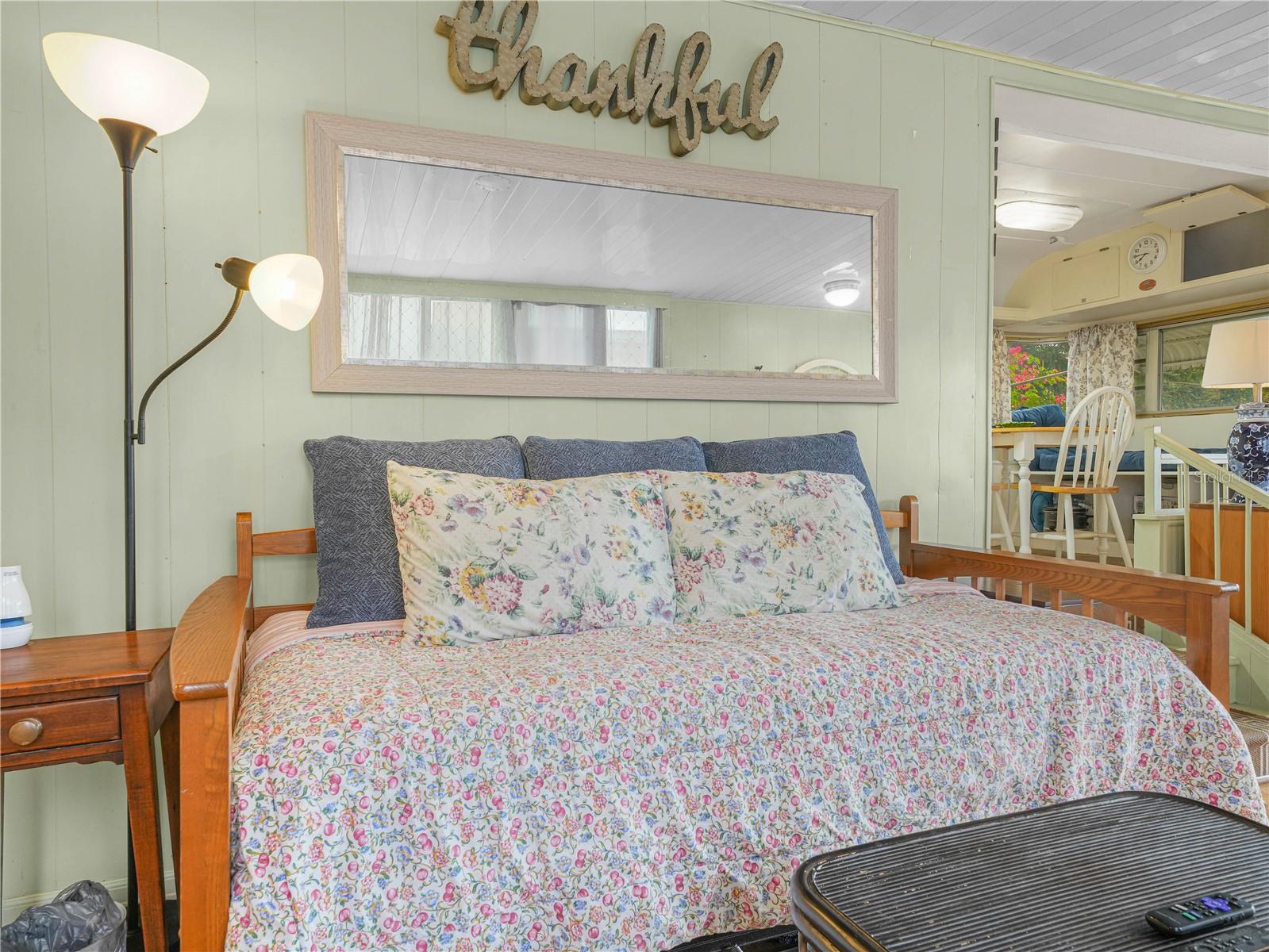 SADDLEBAG LAKE - Residential