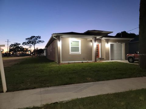 A home in TAMPA