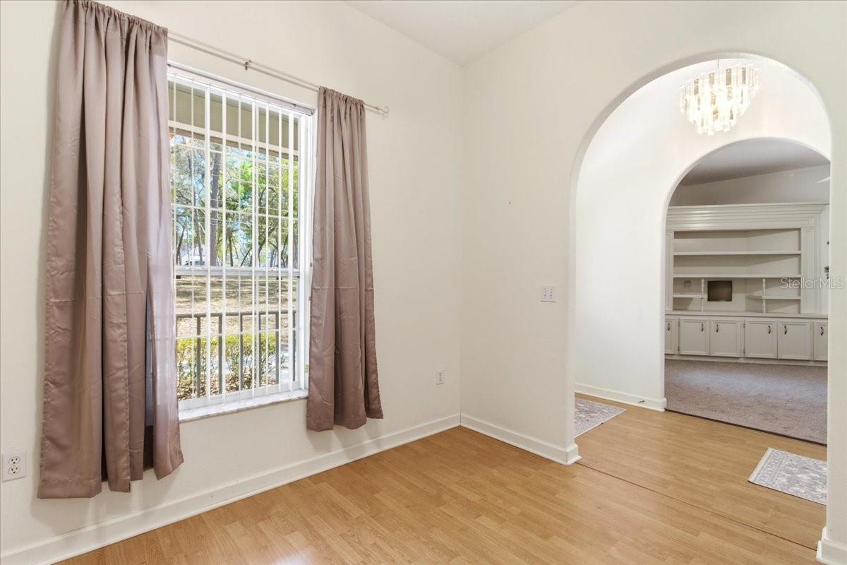 MOUNT PLYMOUTH - Residential