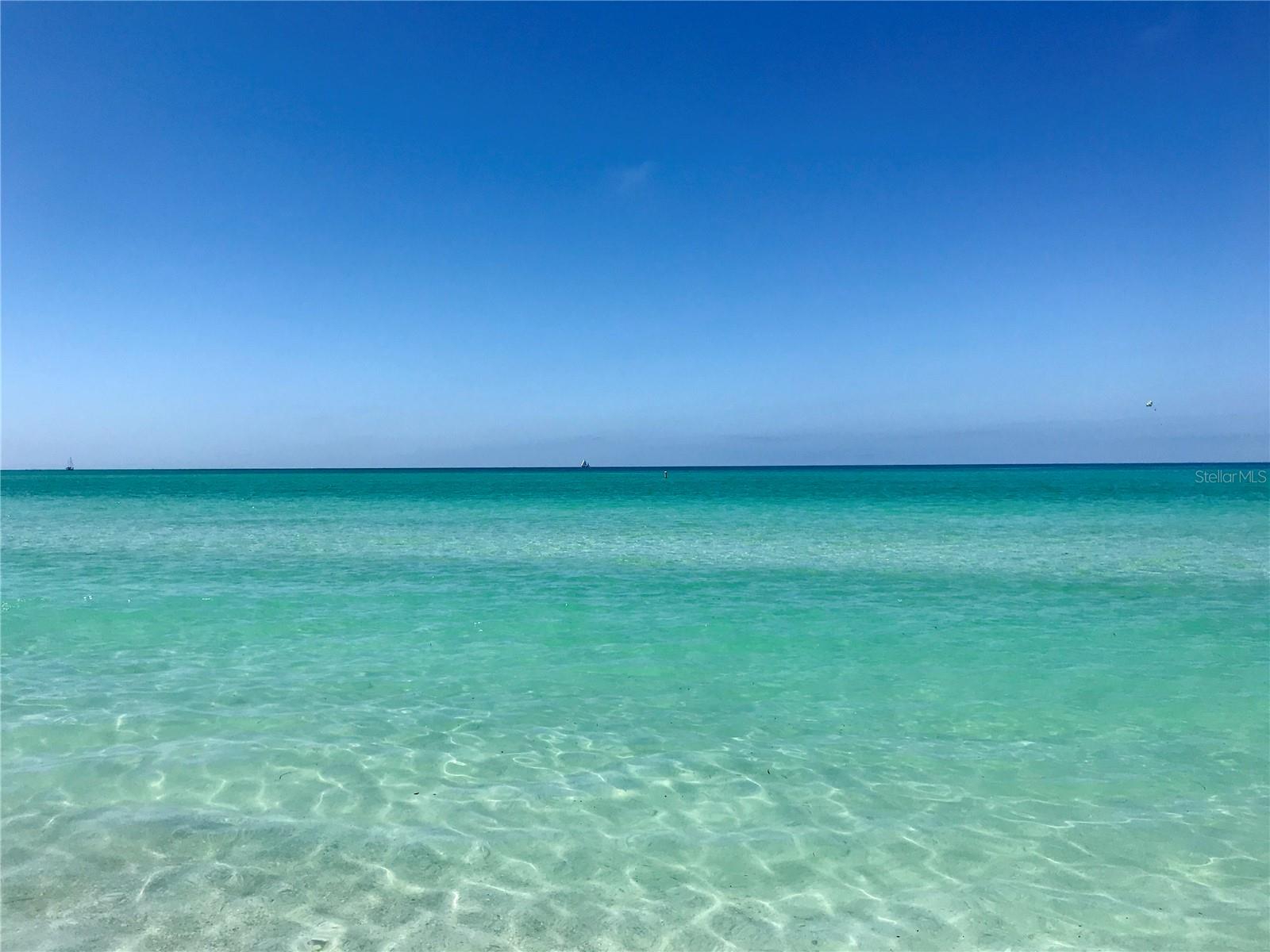 GULFSHORE OF LONGBOAT KEY - Residential