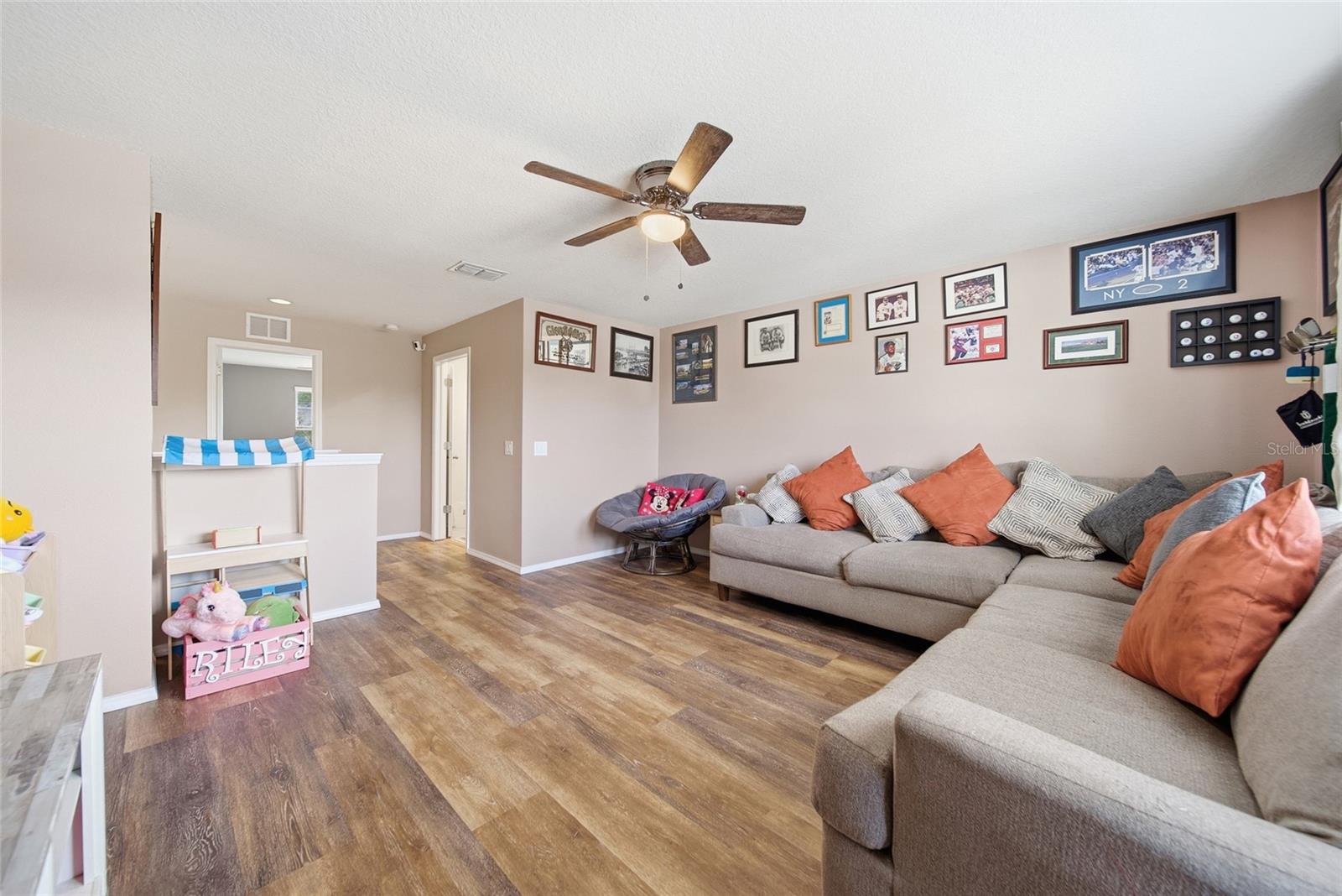 TRILLIUM VILLAGE D - Residential