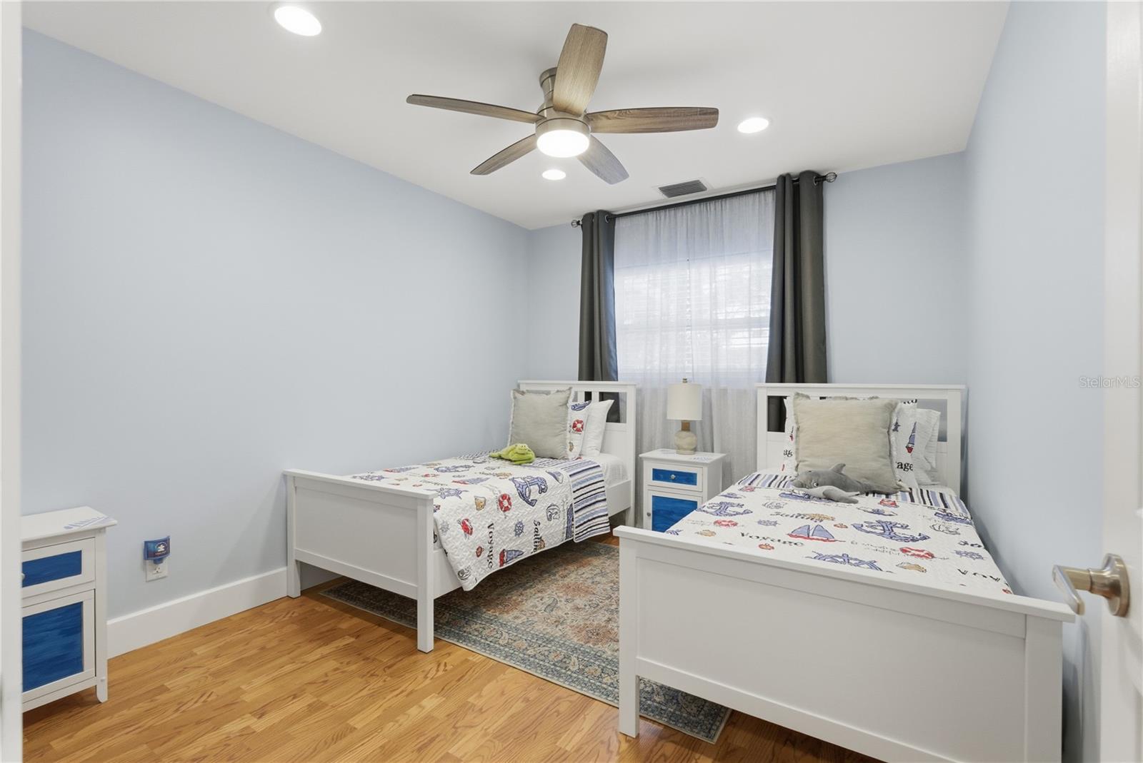 ORANGE TERRACE - Residential