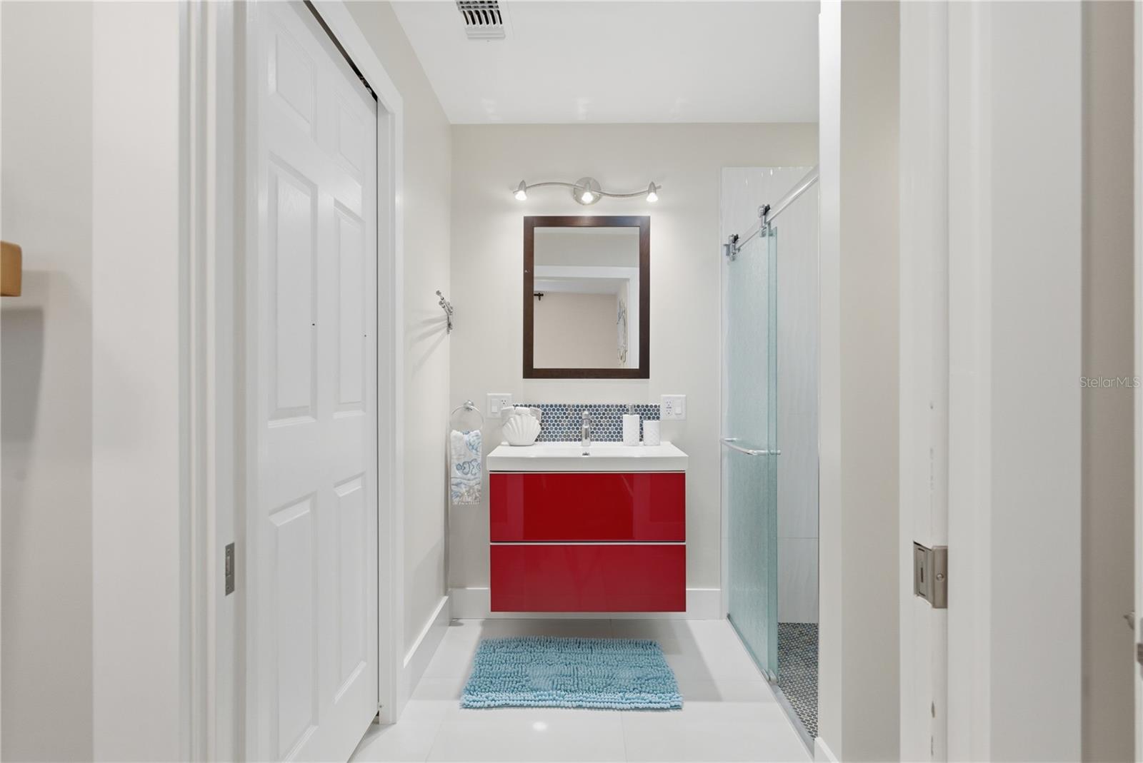 ORANGE TERRACE - Residential