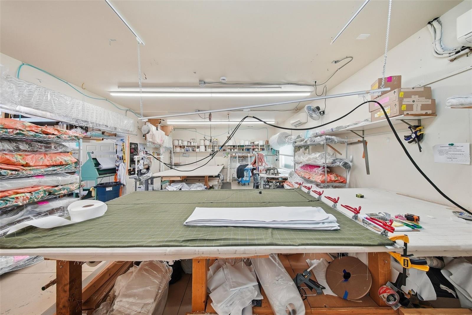 LAKE CHAPMAN SUB - Commercial Sale