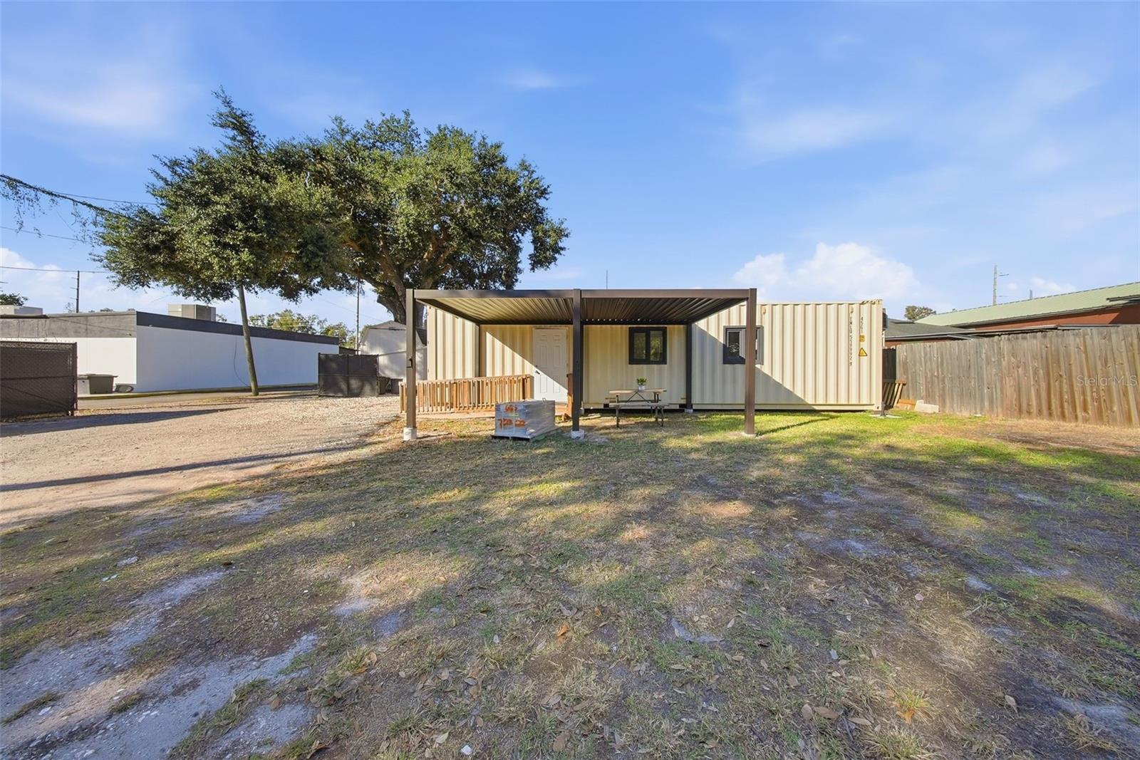 LAKE CHAPMAN SUB - Commercial Sale