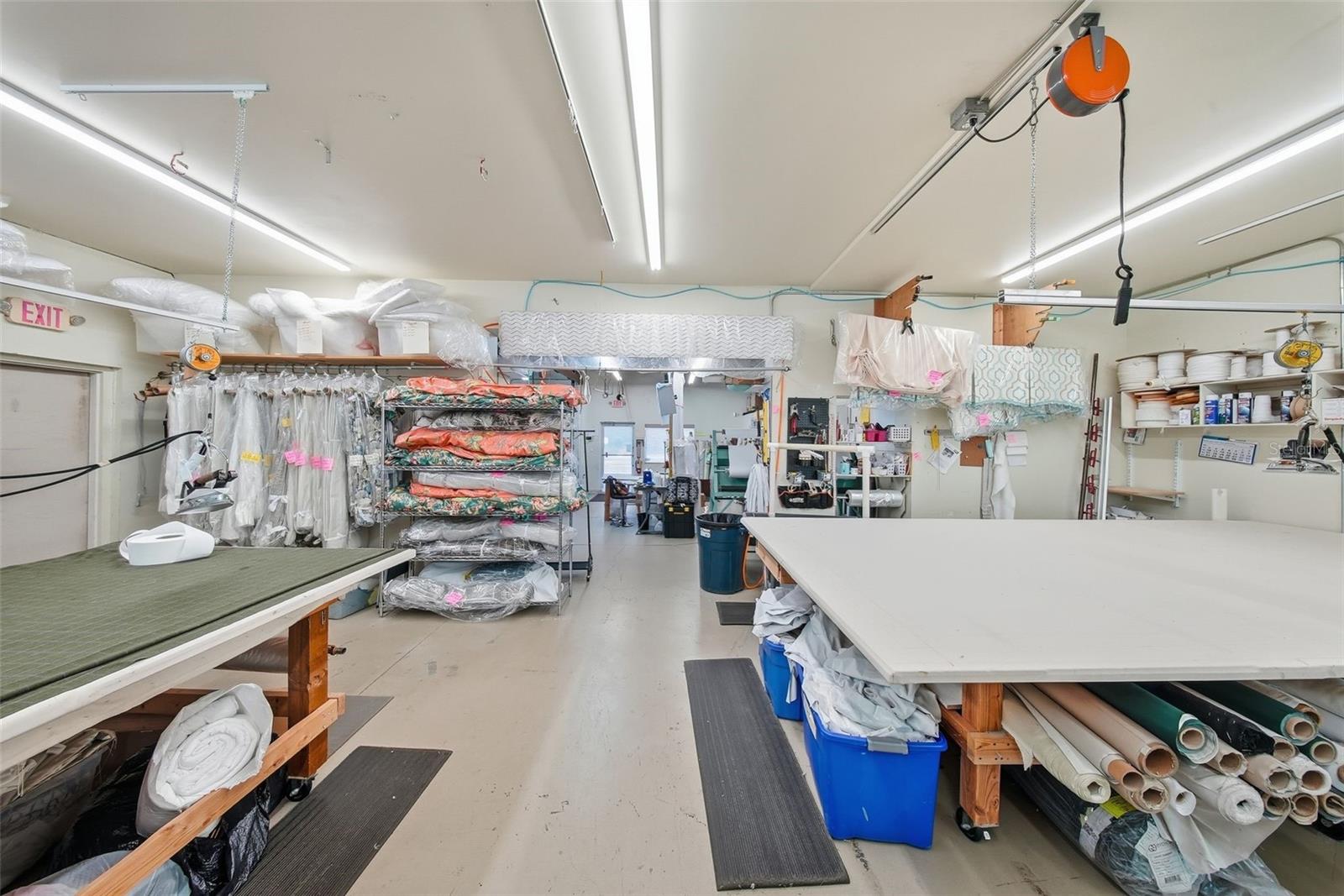 LAKE CHAPMAN SUB - Commercial Sale