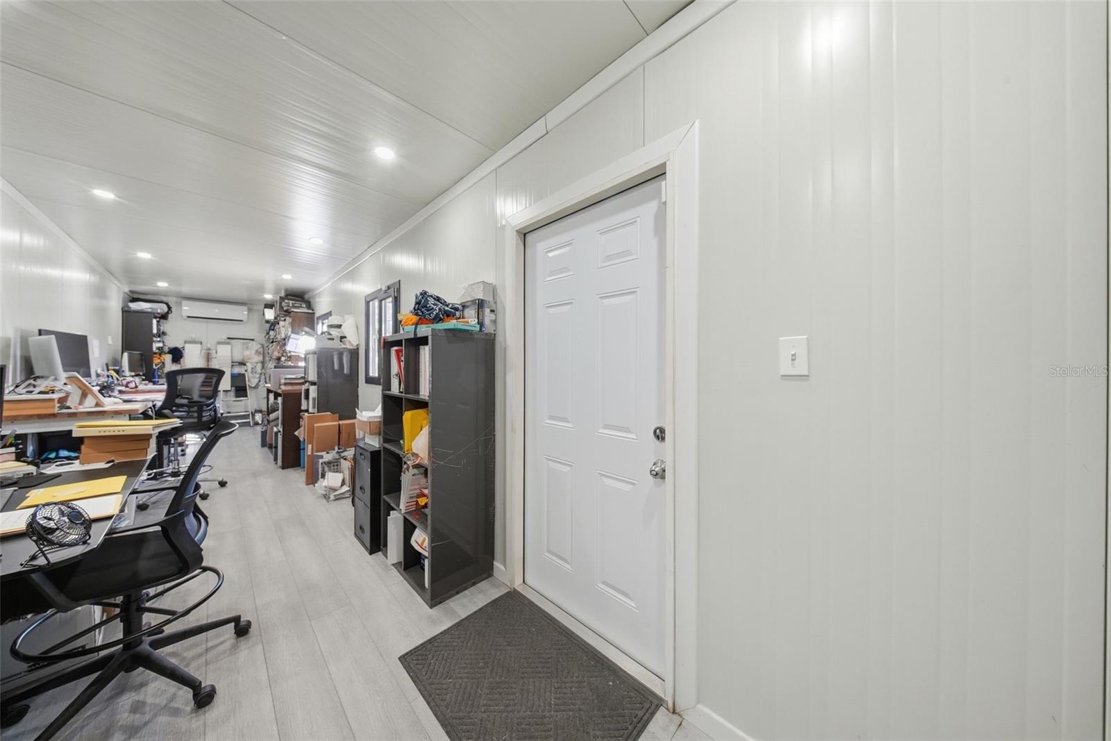 LAKE CHAPMAN SUB - Commercial Sale