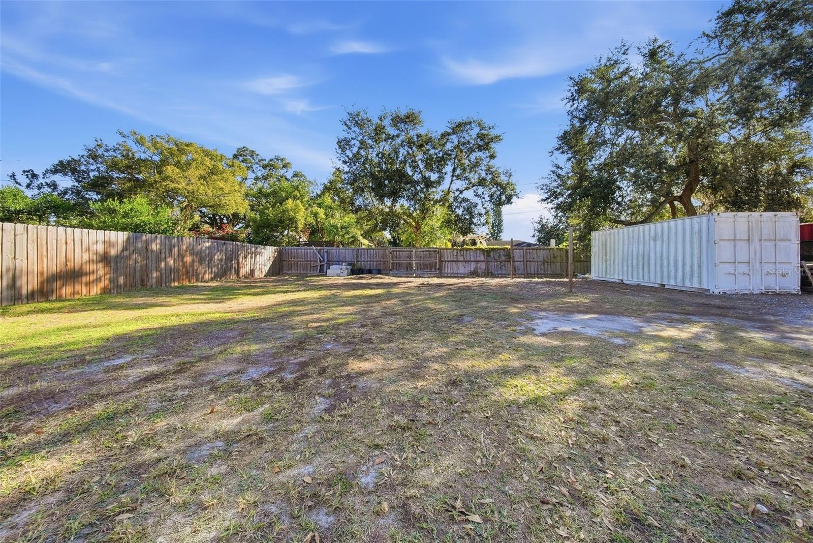 LAKE CHAPMAN SUB - Commercial Sale