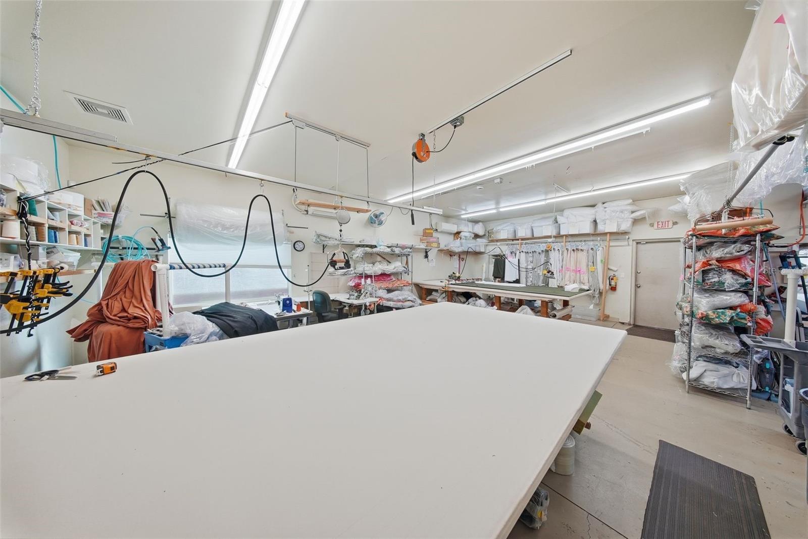 LAKE CHAPMAN SUB - Commercial Sale