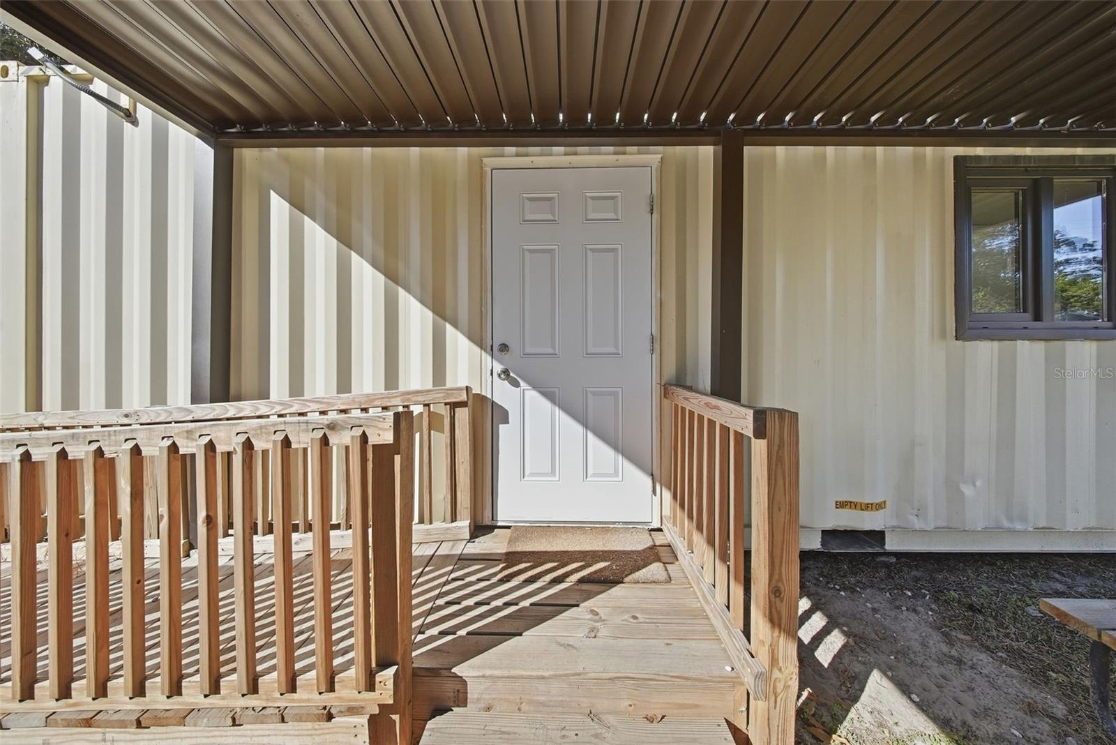 LAKE CHAPMAN SUB - Commercial Sale