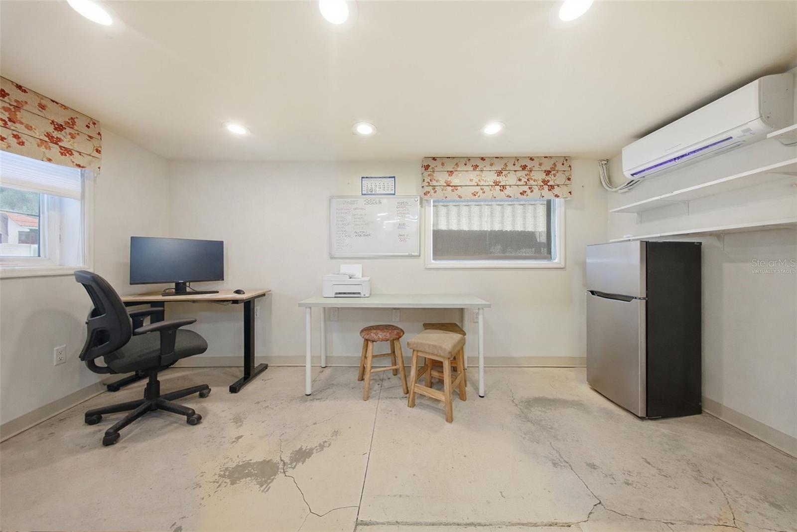 LAKE CHAPMAN SUB - Commercial Sale