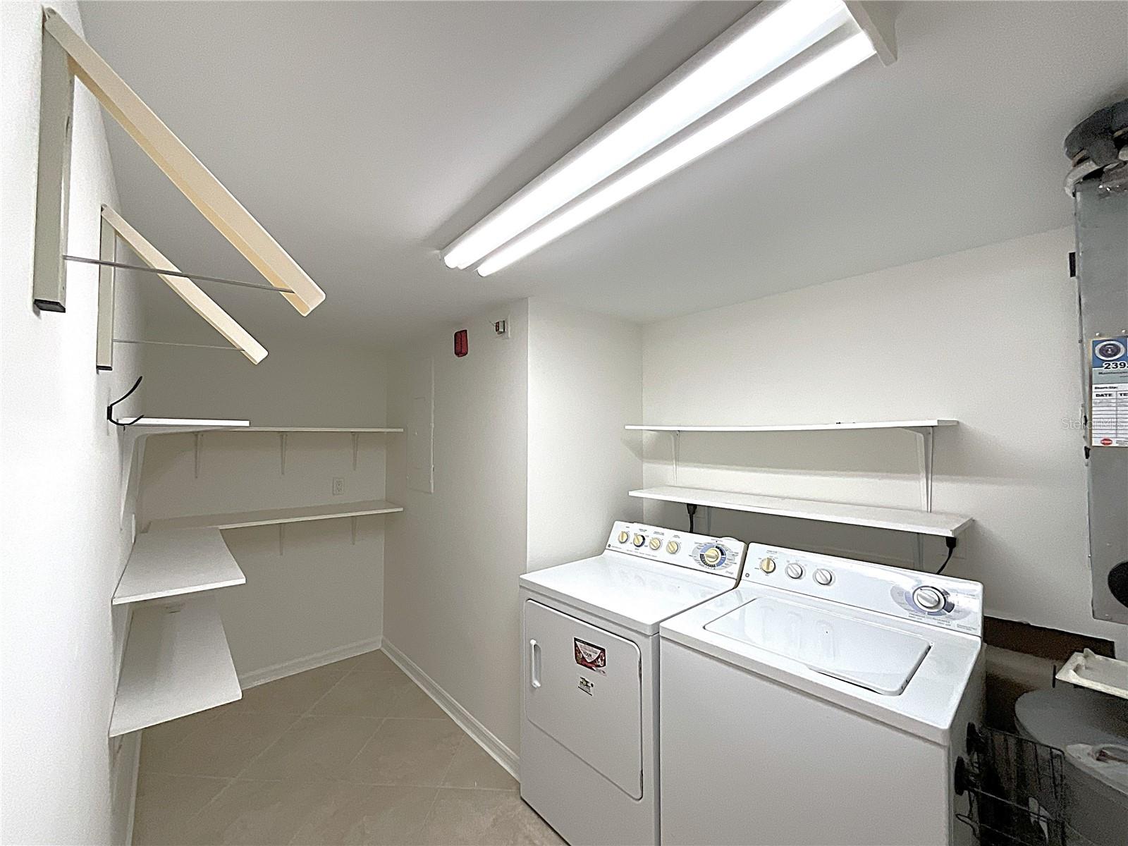 NAPLES SANDPIPER BAY CLUB - Residential Lease