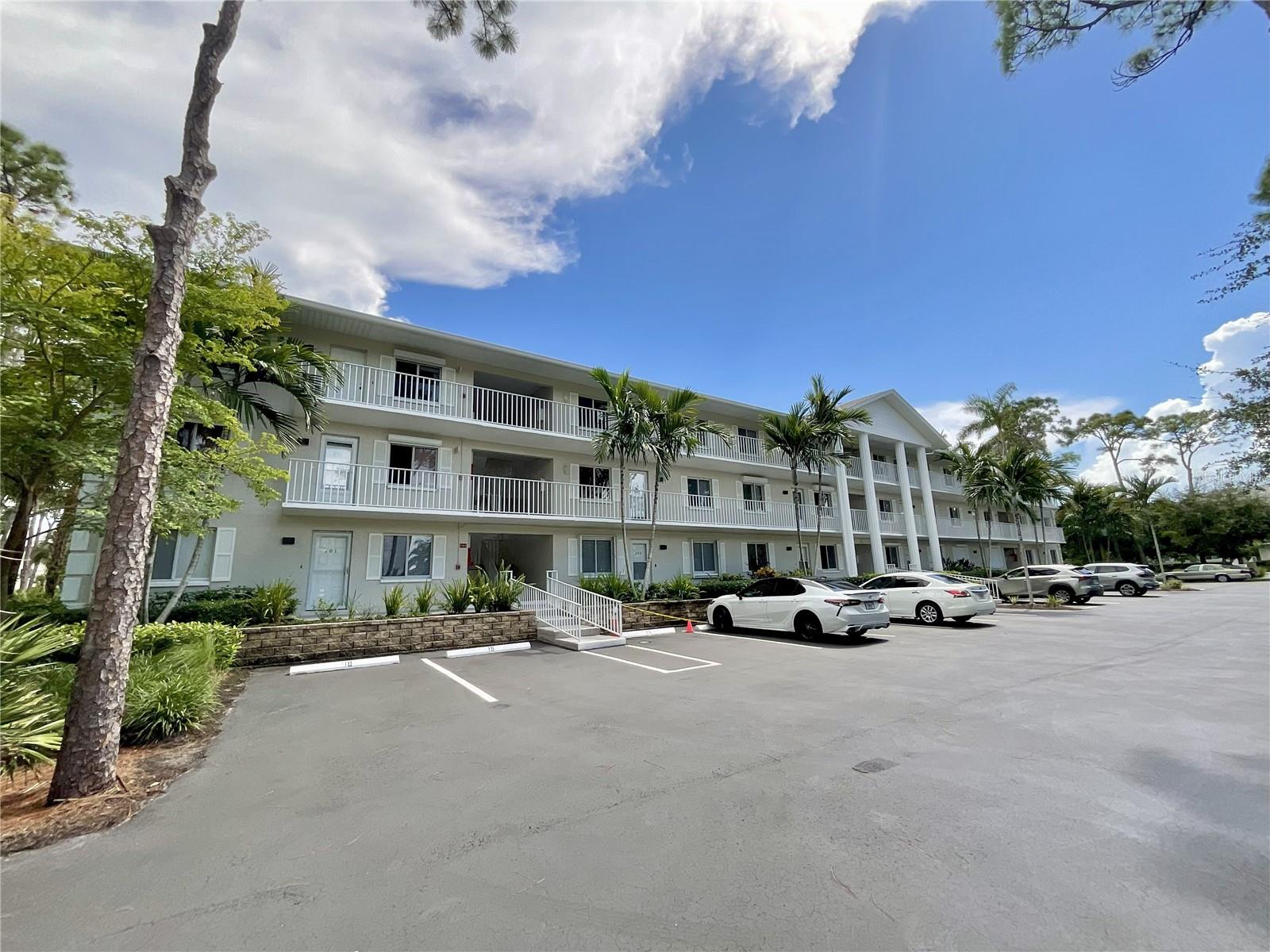 NAPLES SANDPIPER BAY CLUB - Residential Lease